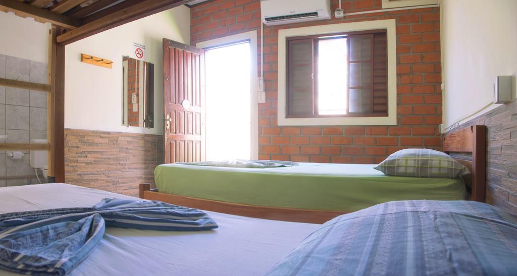 Bonito Hi Hostel E Pousada Bagian luar foto