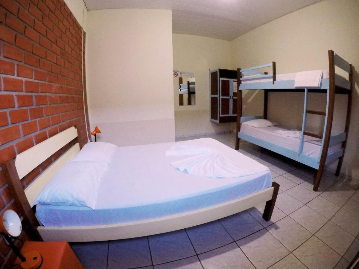 Bonito Hi Hostel E Pousada Bagian luar foto